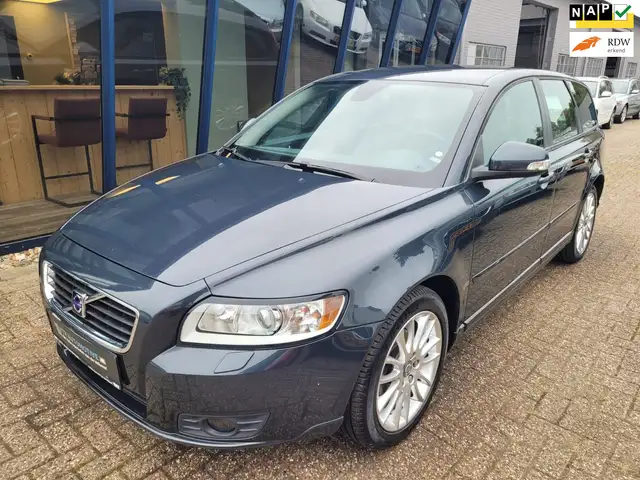Volvo V50 2.0 Edition II NL-Auto LEER / XENON / TREKHAAK