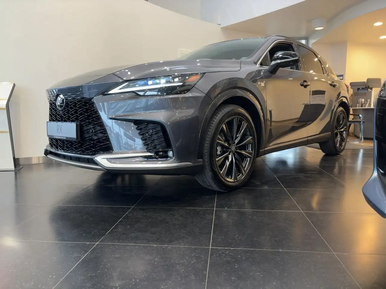 Lexus RX 450h RX 450 h+ E-FOUR F SPORT Design 2
