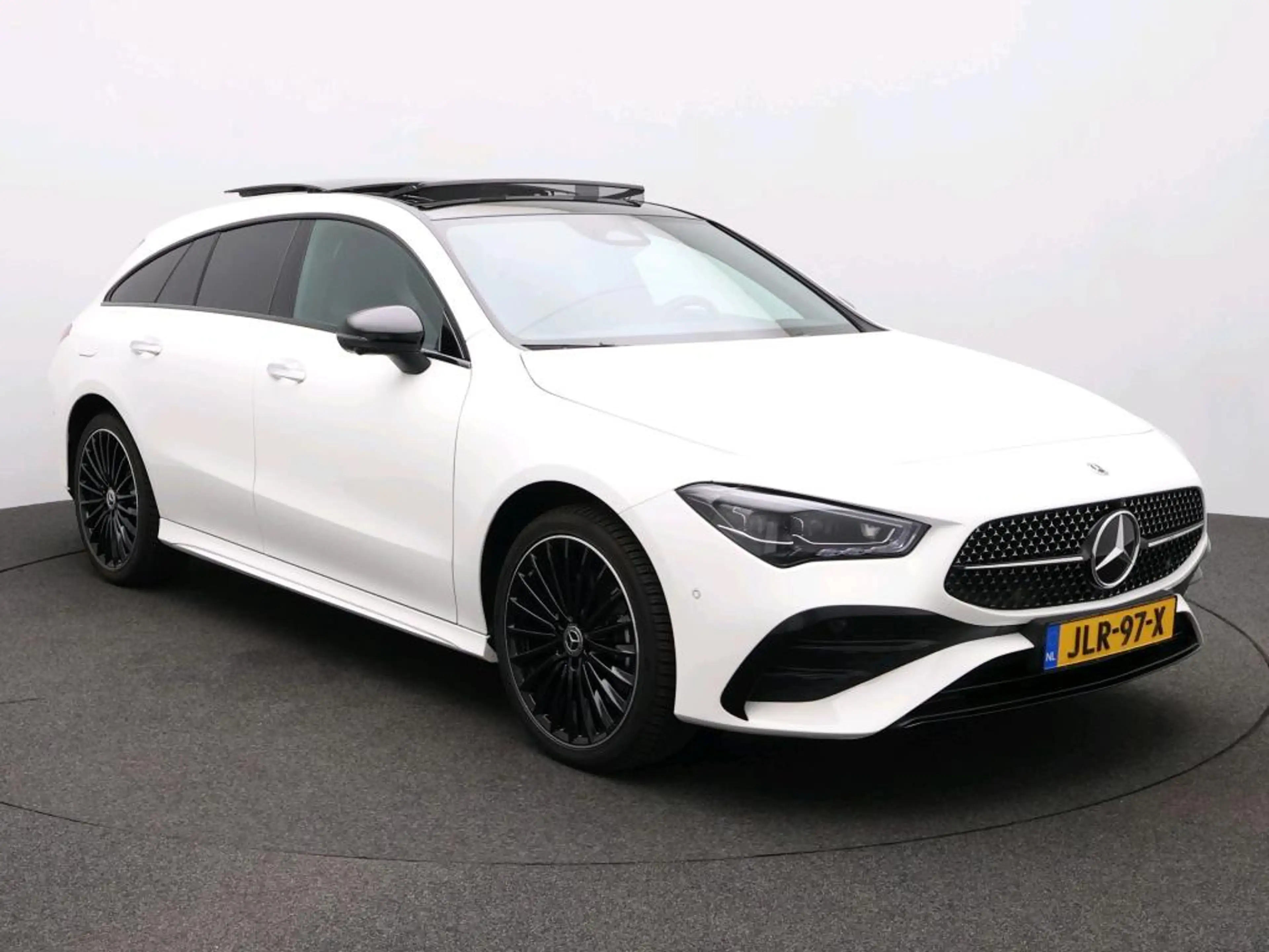 Mercedes-Benz CLA 250 Shooting Brake e Business Solution AMG AMG Line | — photo 3