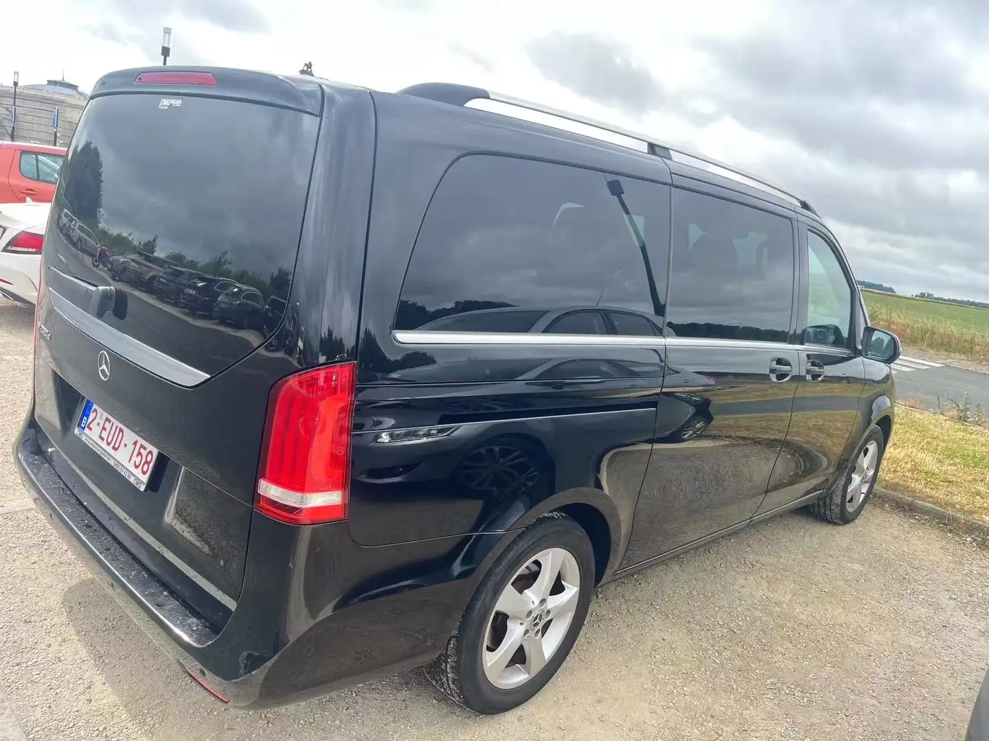 Mercedes-Benz V 250 d LWB Avantgarde - 2