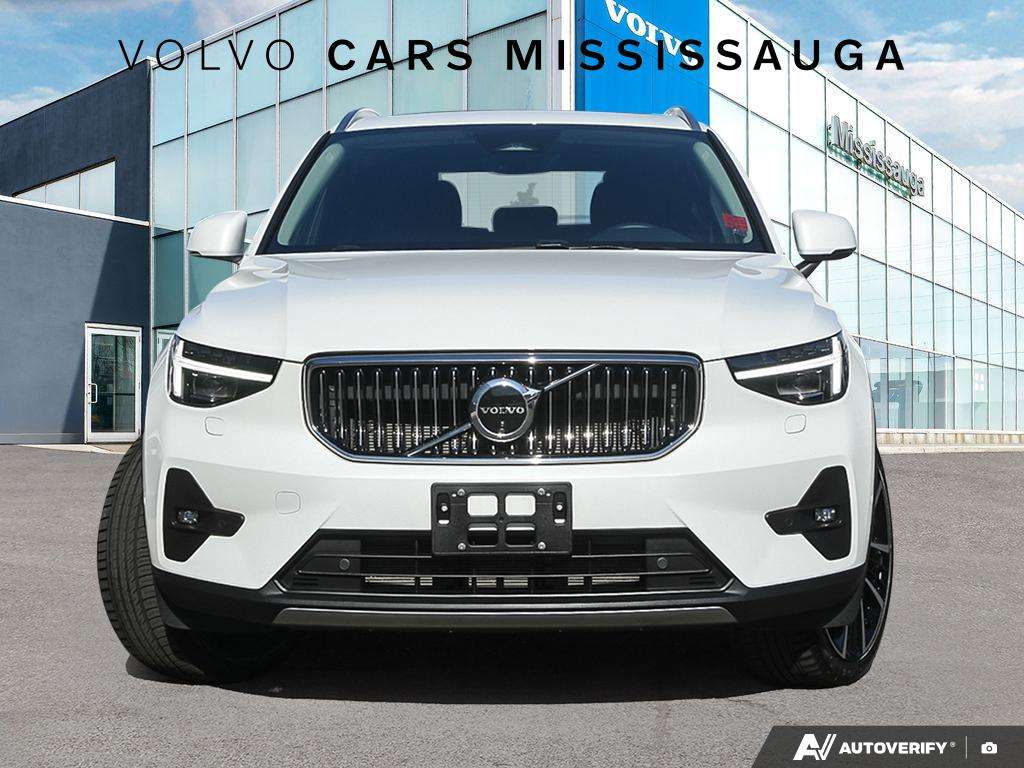 2024 Volvo XC40 B5 AWD Ultimate Bright Theme — снимка 2