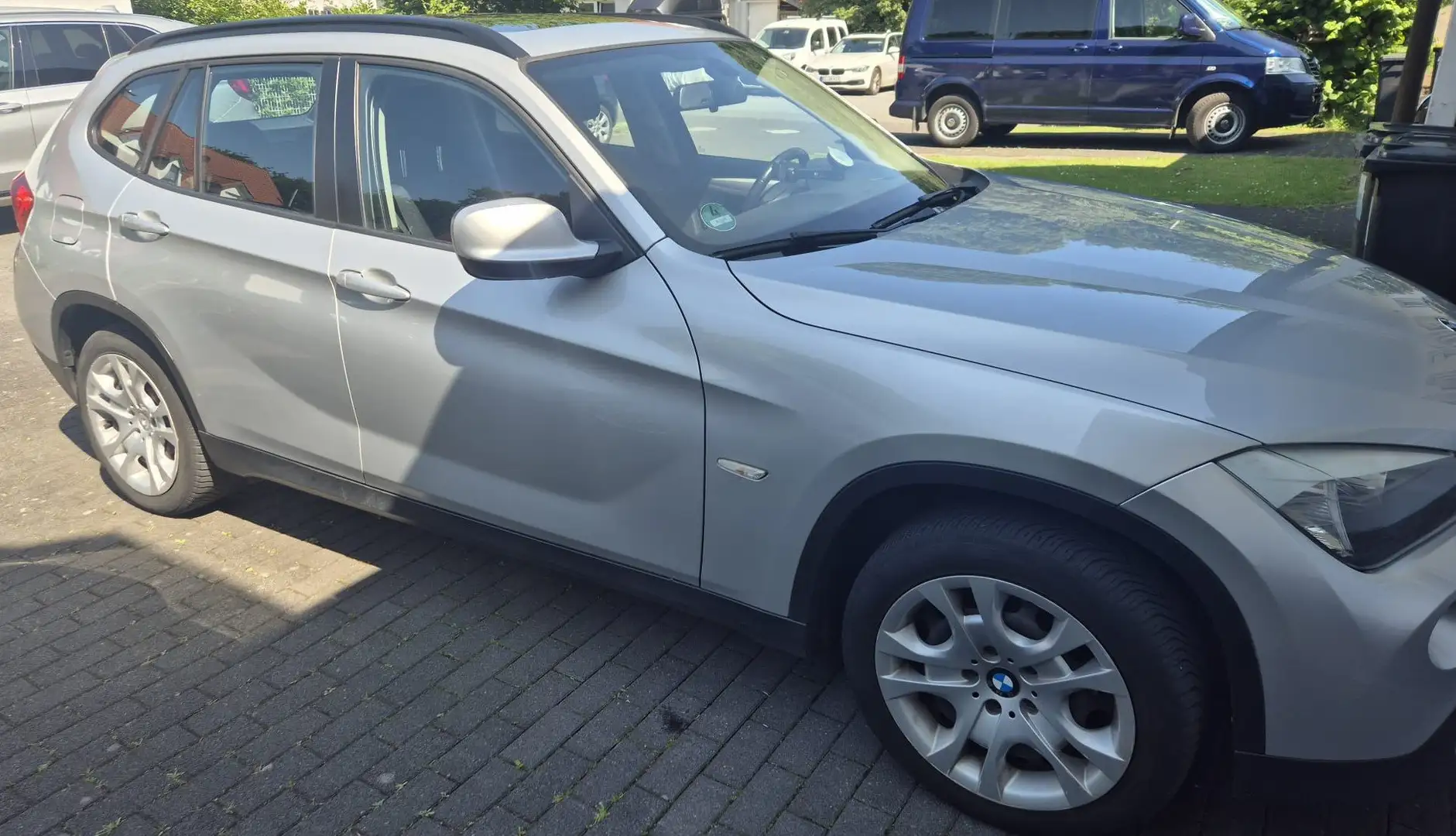 BMW X1 X1 sDrive18d Silber - 2