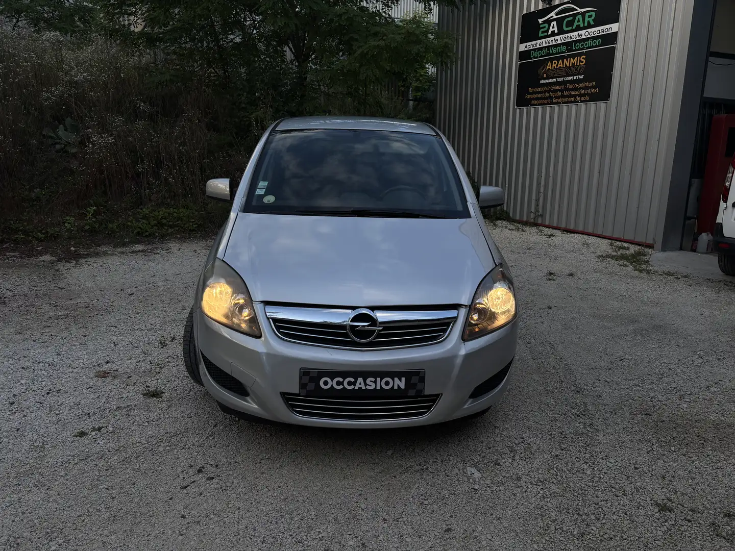 Opel Zafira Zafira 1.7 CDTI - 125 ch FAP 111 Argent - 1