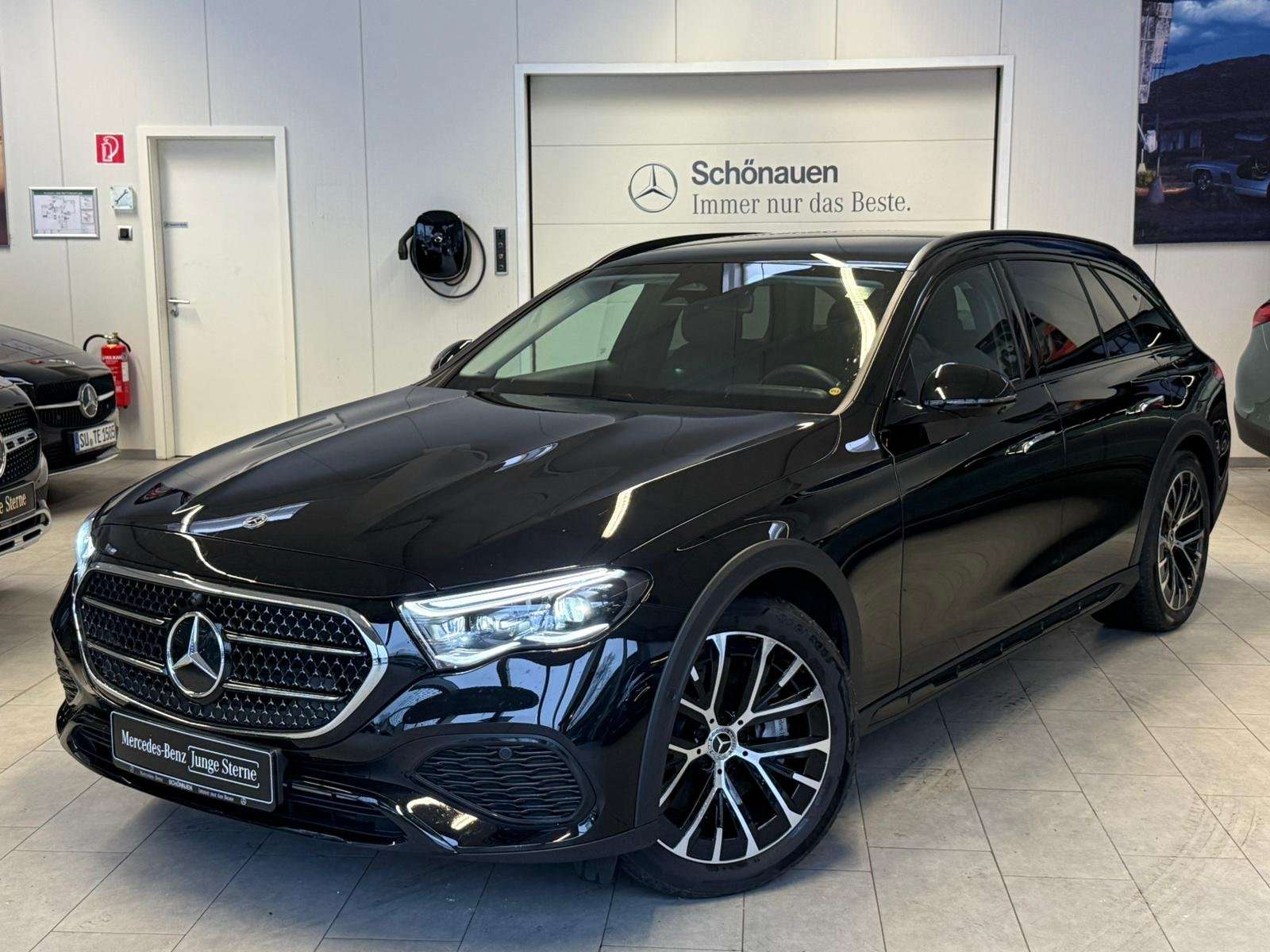 Second hand Mercedes Benz E-Class 300