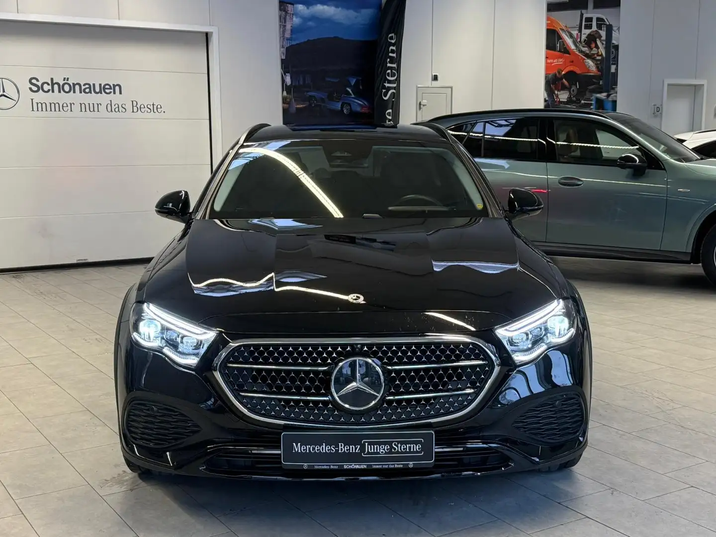 Mercedes-Benz E 300 de 4M T All-Terrain AIRMATIC+DISTR+AHK+360° Schwarz - 2