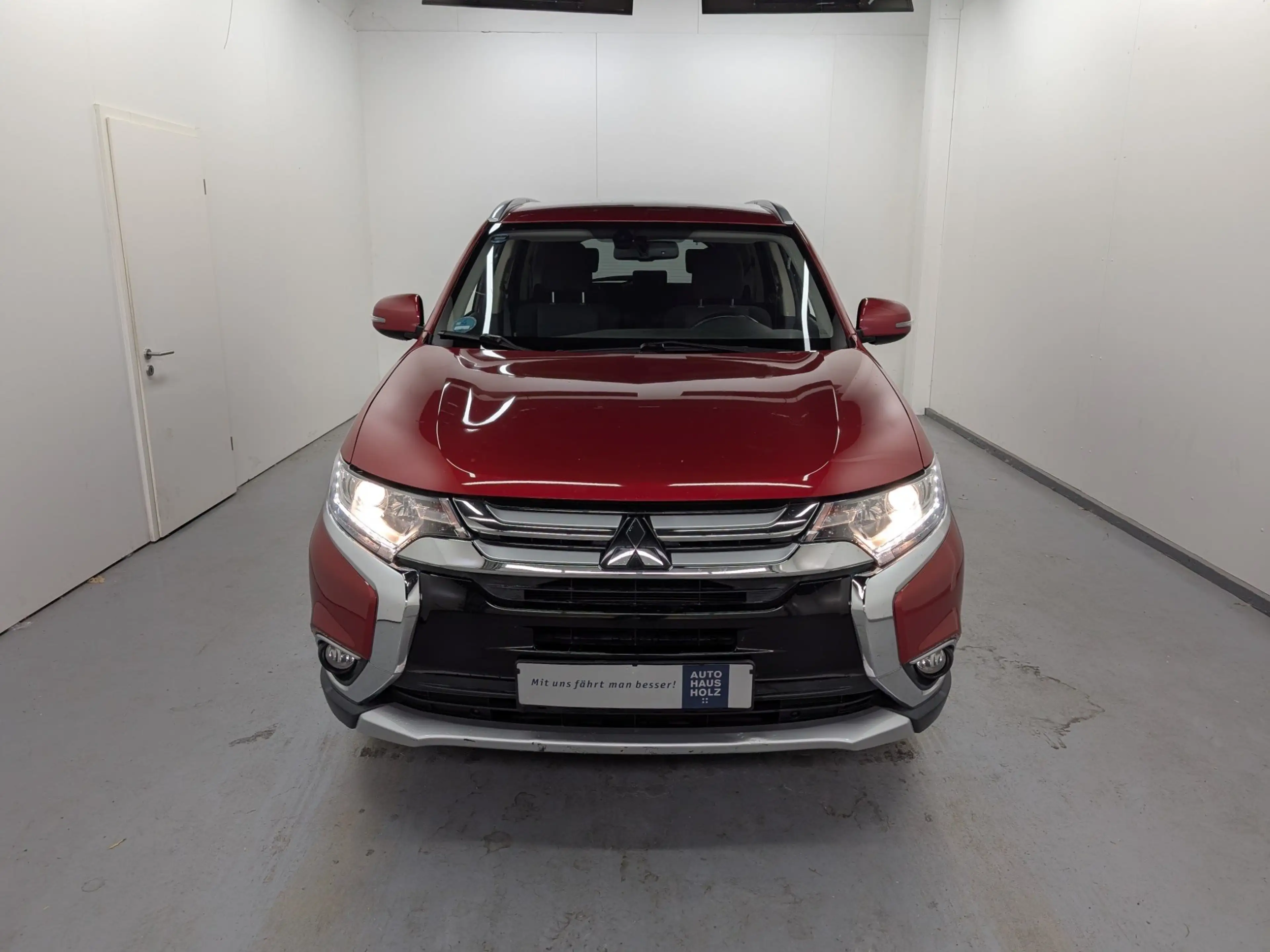 Mitsubishi Outlander 2.0 MIVEC Edition Kamera SHZ — photo 6