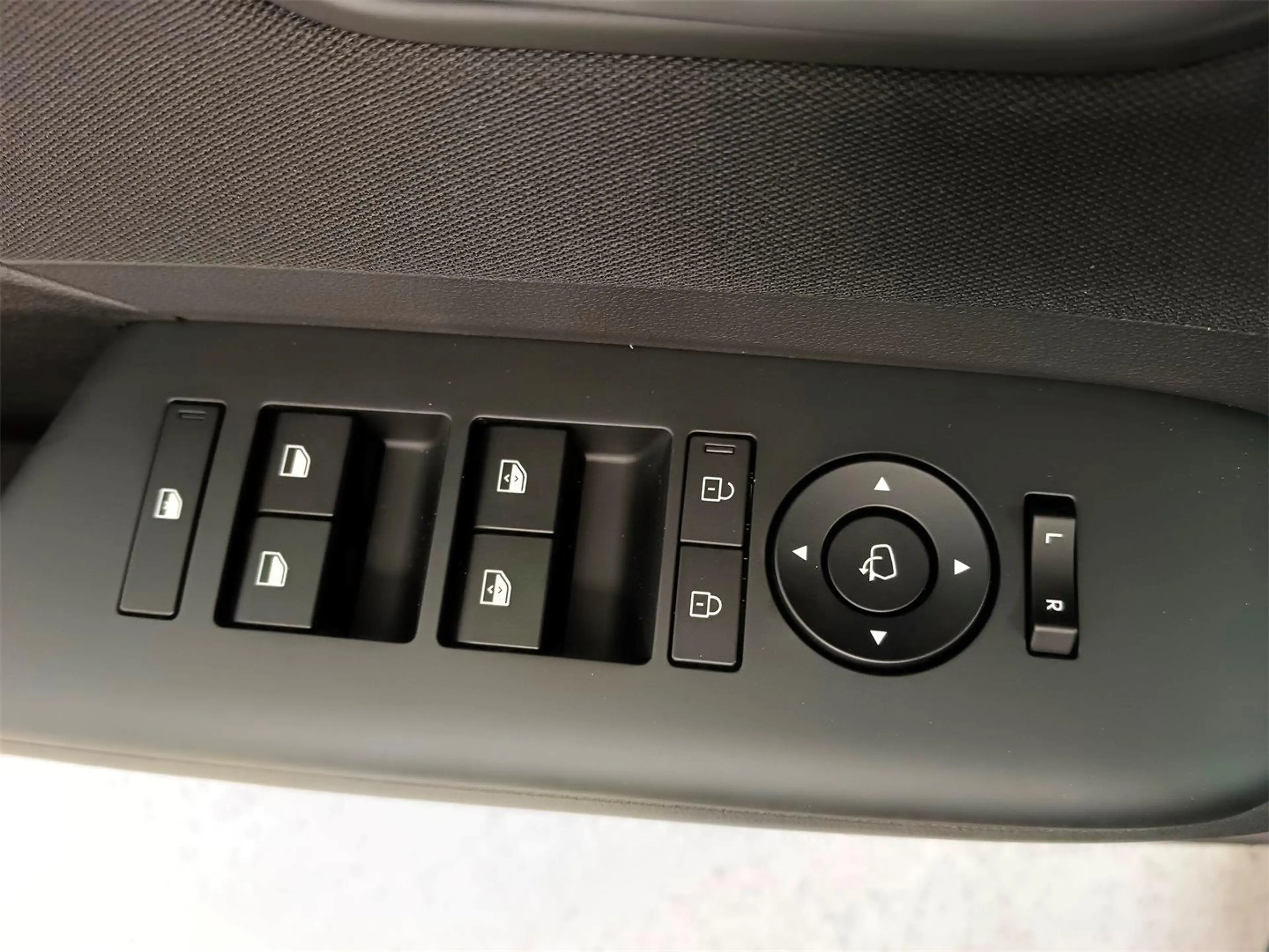 Hyundai KONA EV (SX2) Smart Line 48,6 kWh P20 O20 — photo 10