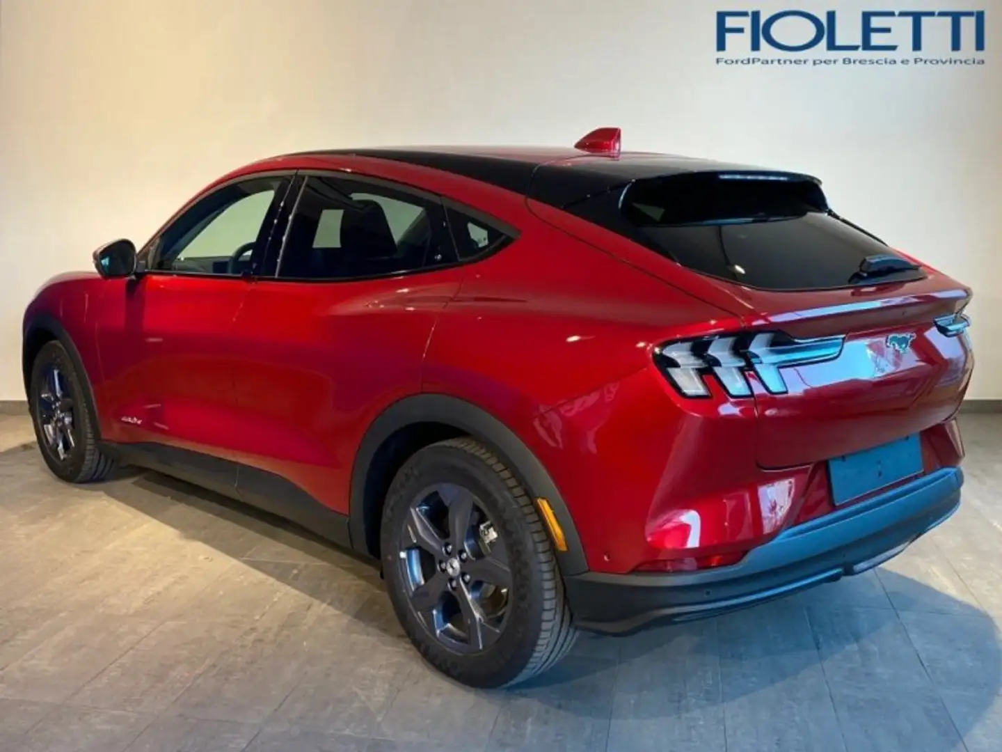 Ford Mustang Mach-E ELETTRICO STANDARD 269CV Rosso - 2