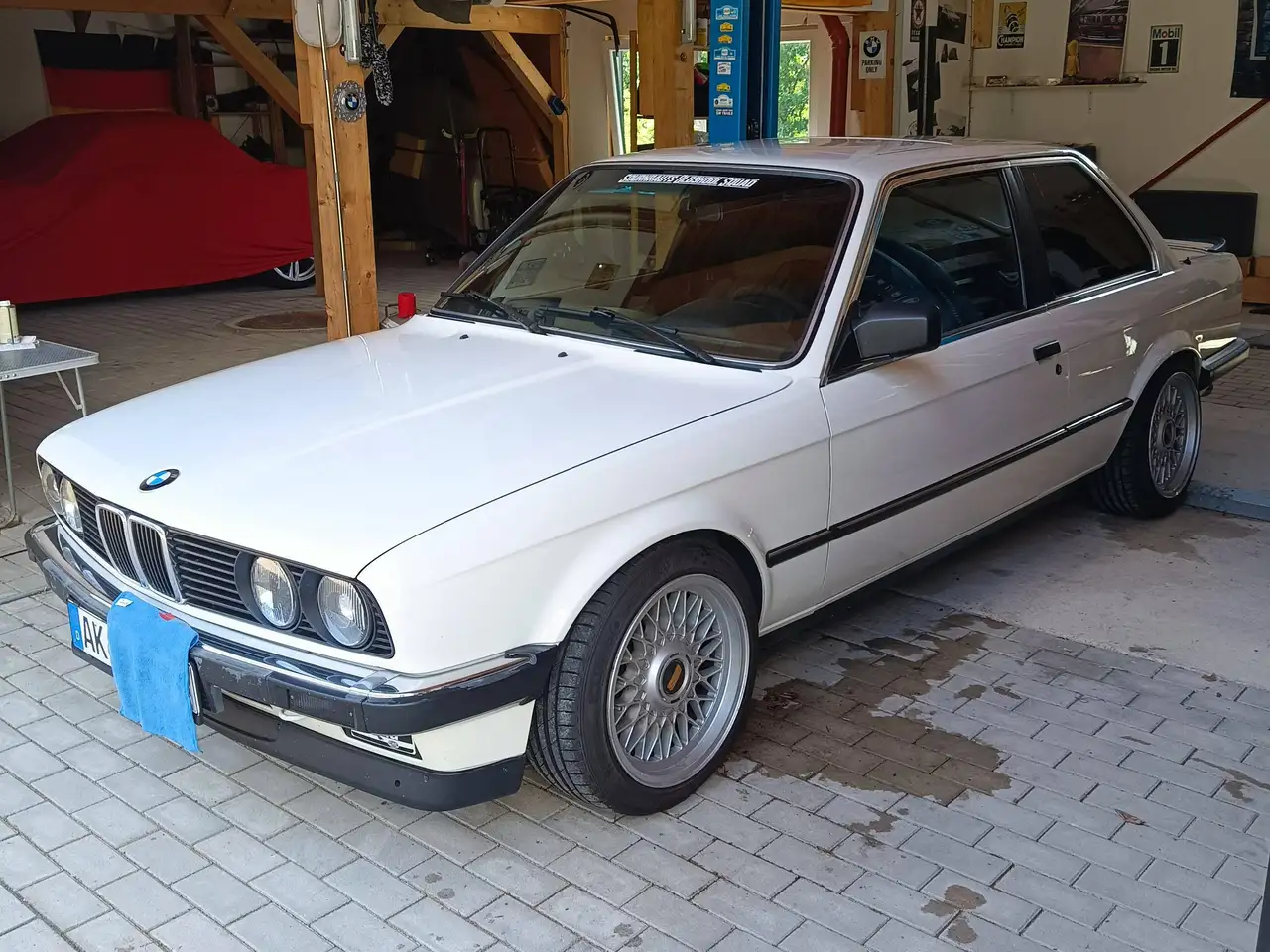 BMW 330 E30 325i / 330i, foto 3