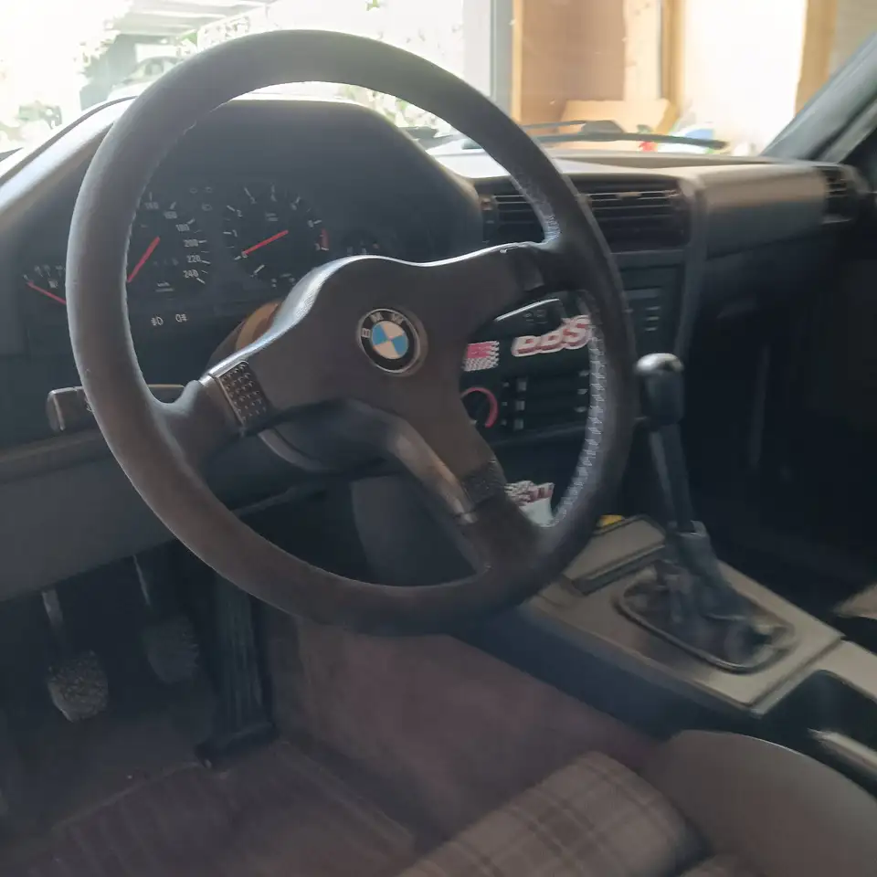 BMW 330 E30 325i / 330i, foto 12