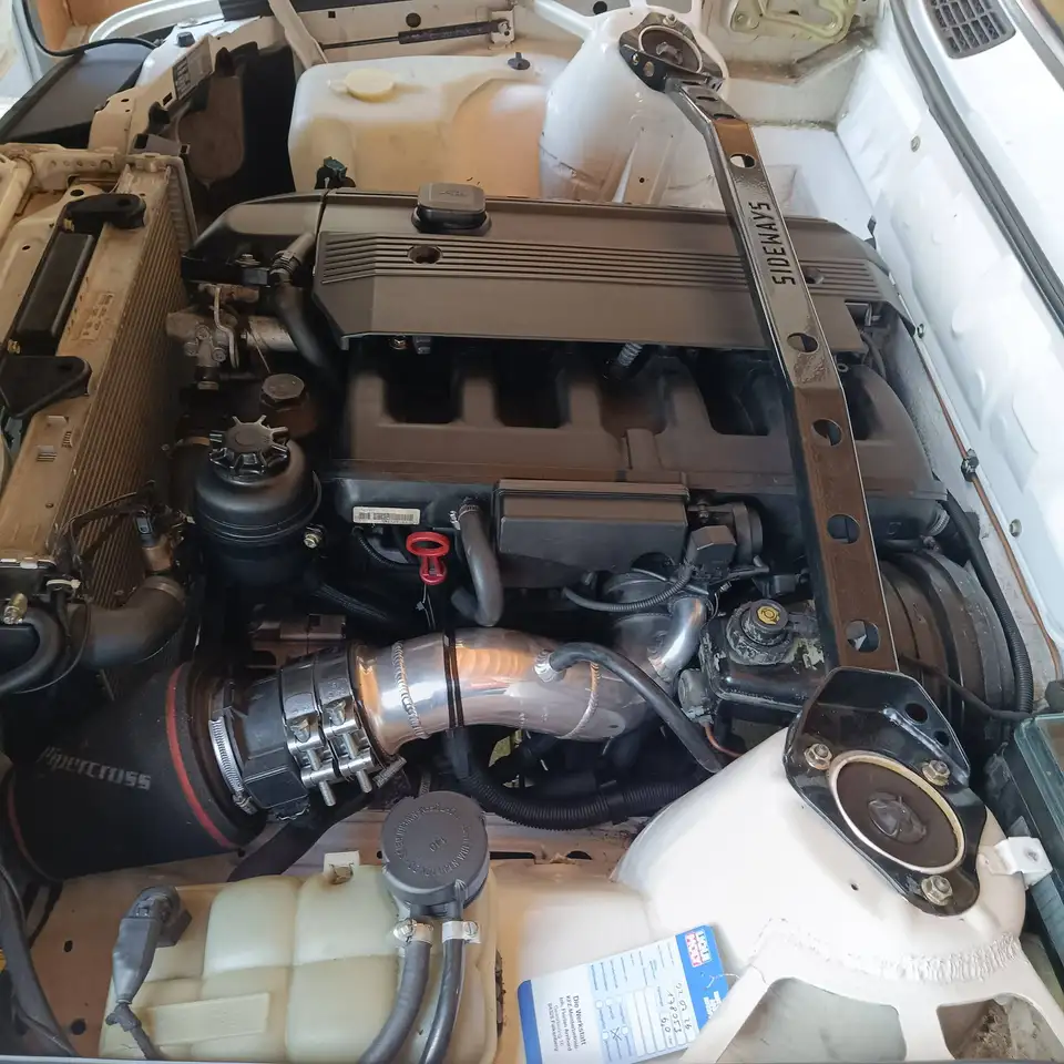 BMW 330 E30 325i / 330i, foto 8