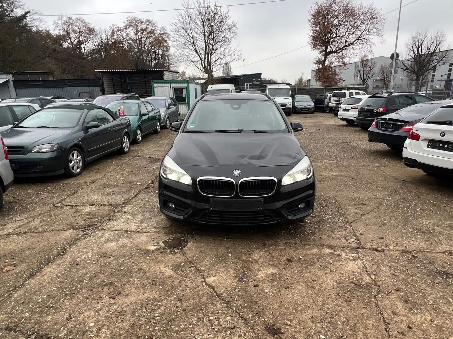 BMW 216 i Gran Tourer, TÜV 11/27, Scheckheft, 7-Sitz Noir - 2