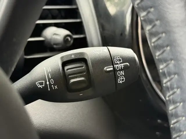 Mini Hatch view 16