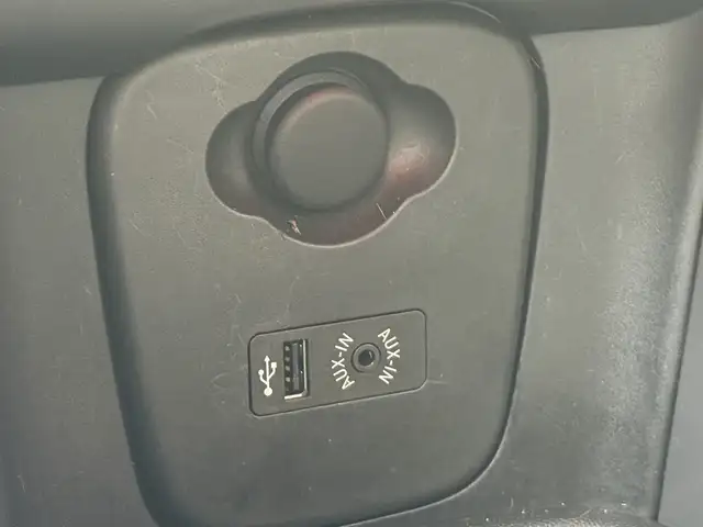 Mini Hatch view 21