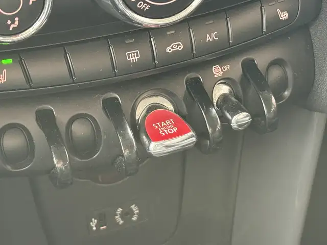 Mini Hatch view 20