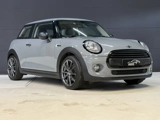 Mini Hatch view 5