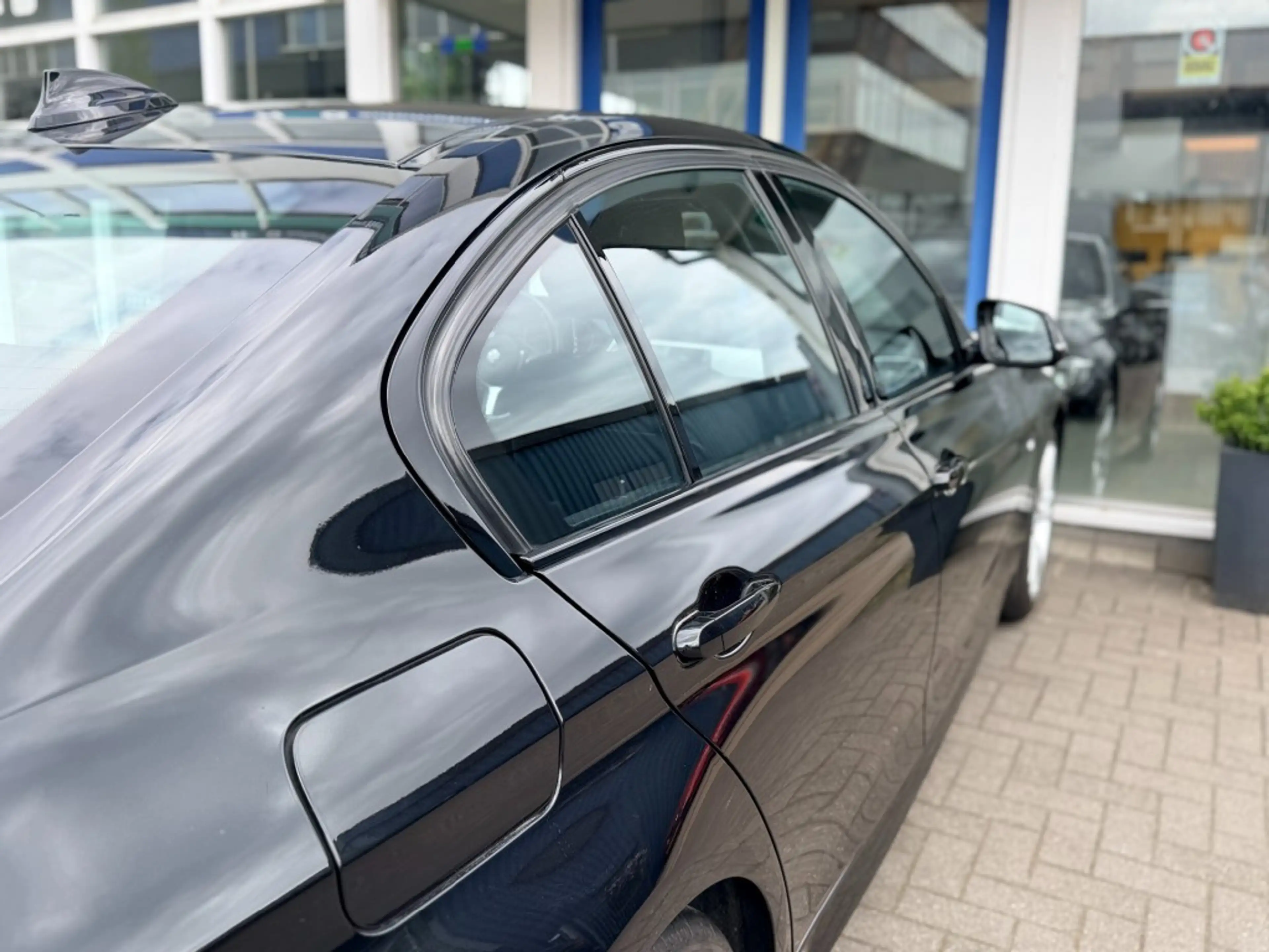 BMW 318 318i Executive M Sport I Navigatie I Climate I Xen — photo 7