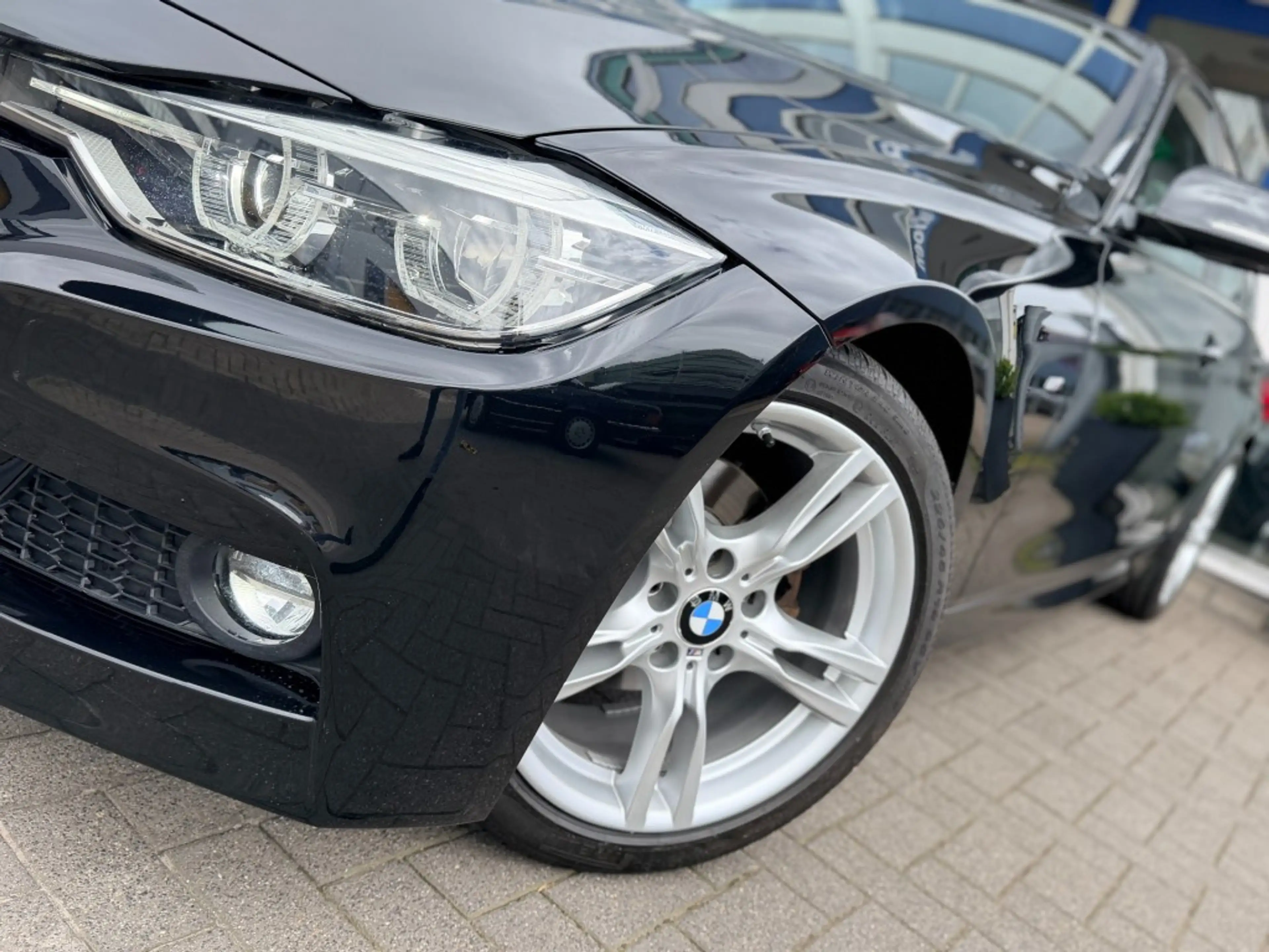 BMW 318 318i Executive M Sport I Navigatie I Climate I Xen — photo 8