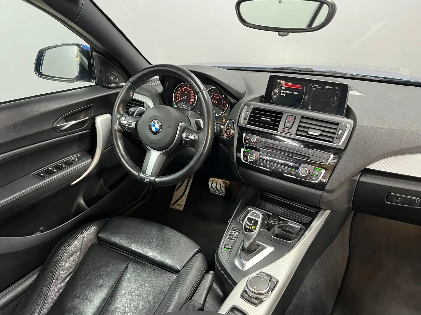 BMW 220 2er Cabrio 220d Aut. ***M-Sport | NaviPro*** Bleu - 2