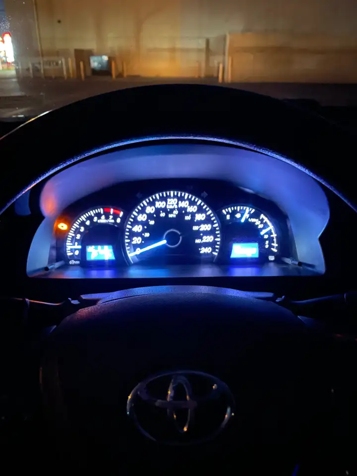 Toyota Camry снимка Toyota Camry