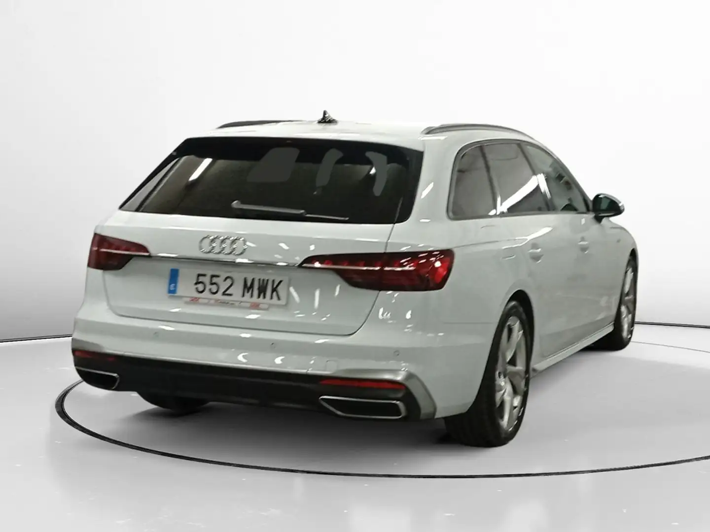 Audi A4 35 TDI S line Blanco - 2