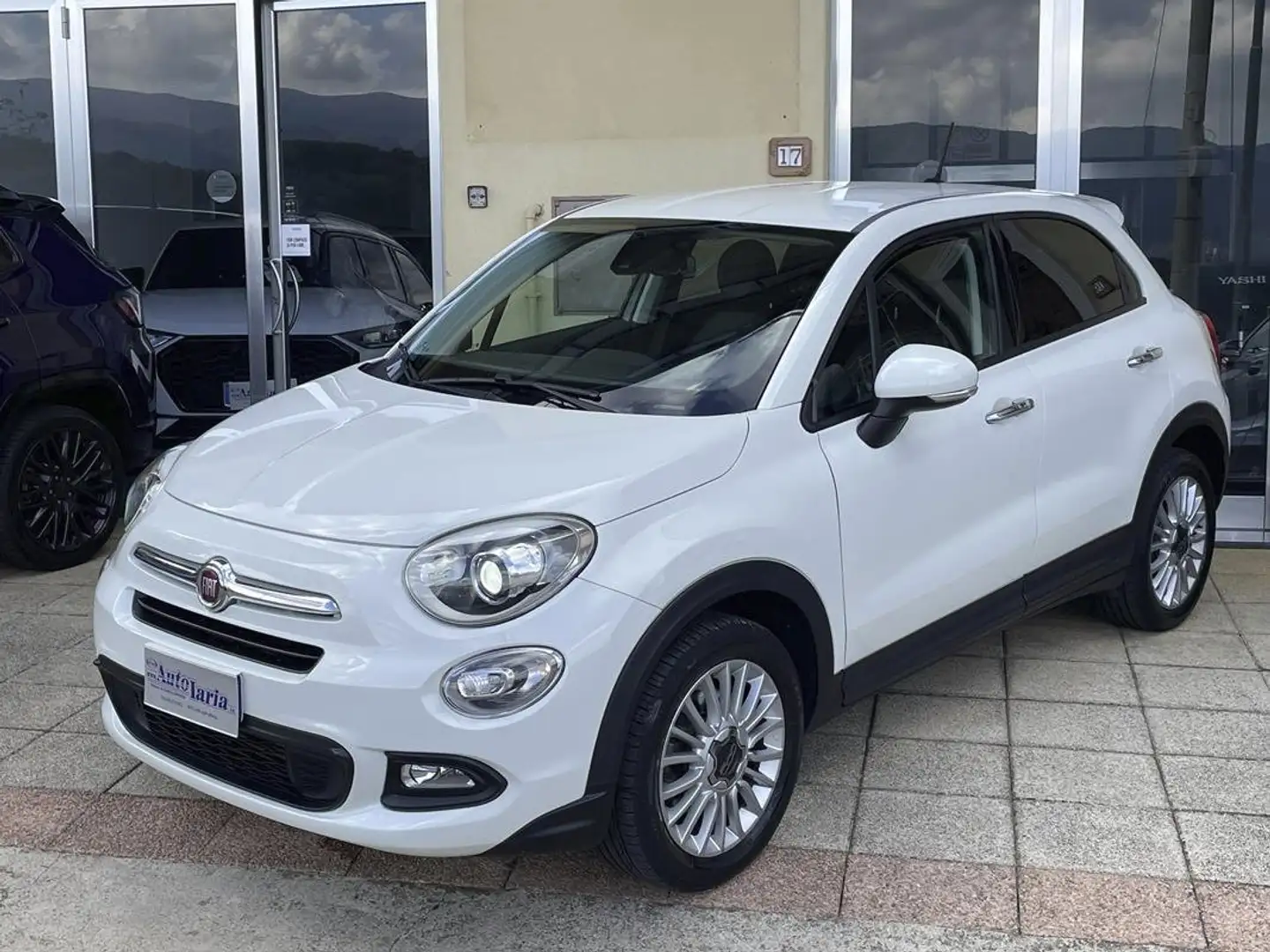 Fiat 500X 1.6 mjt Lounge 4x2 120cv "Navigatore,Fari Bixeno" Bianco - 1
