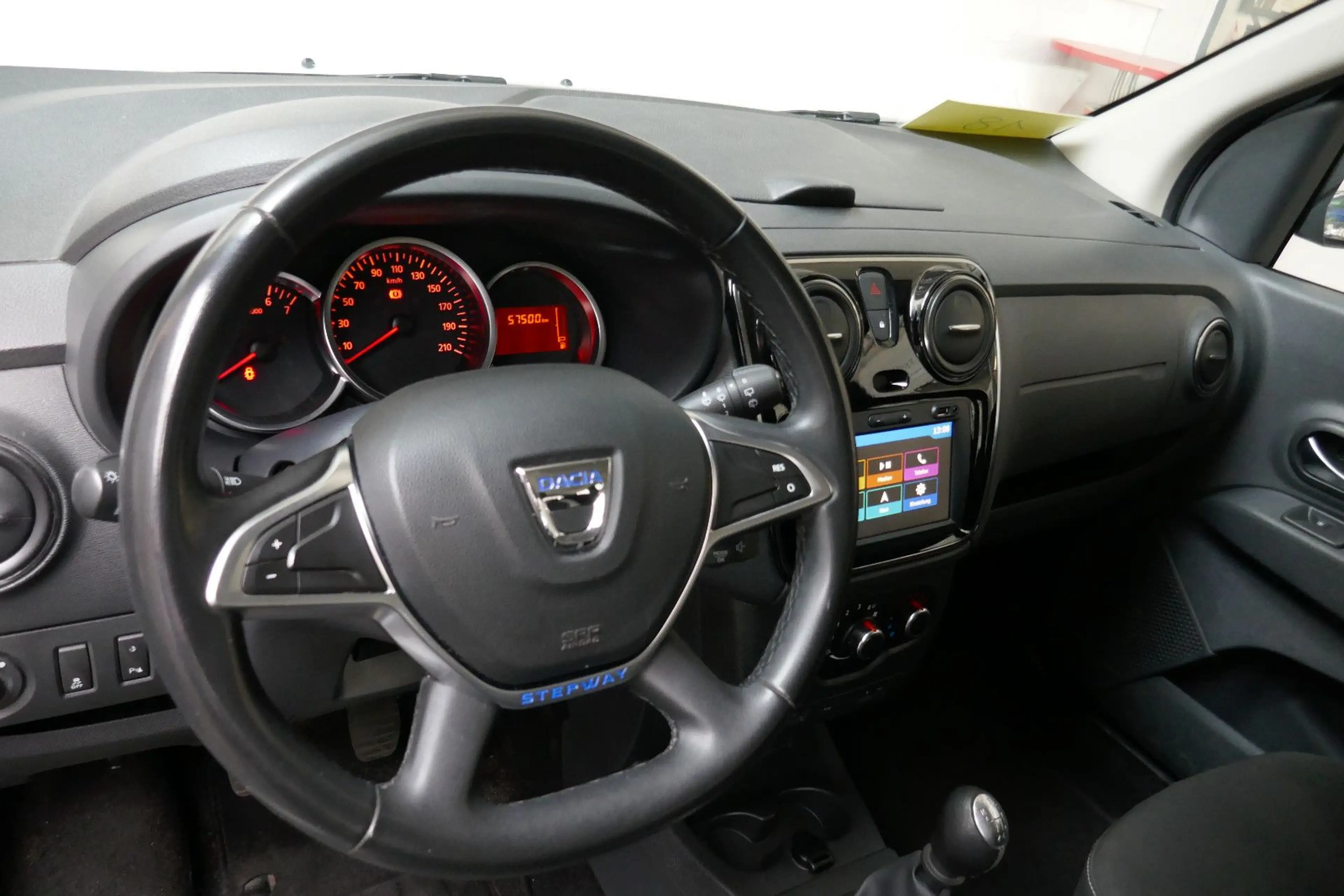 Dacia Lodgy Stepway *KLIMA*NAVI*1.HD.*7 Sitzer*57 TKM — photo 14