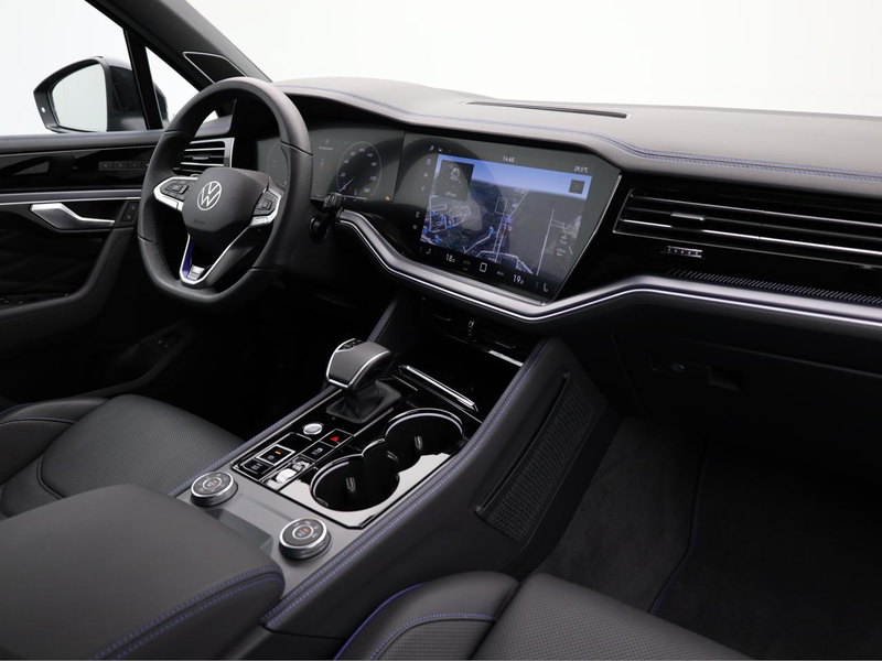 Volkswagen Touareg 3,0 TFSI eHybrid 462 PK TIPTRONIC 4 MOTION — photo 4
