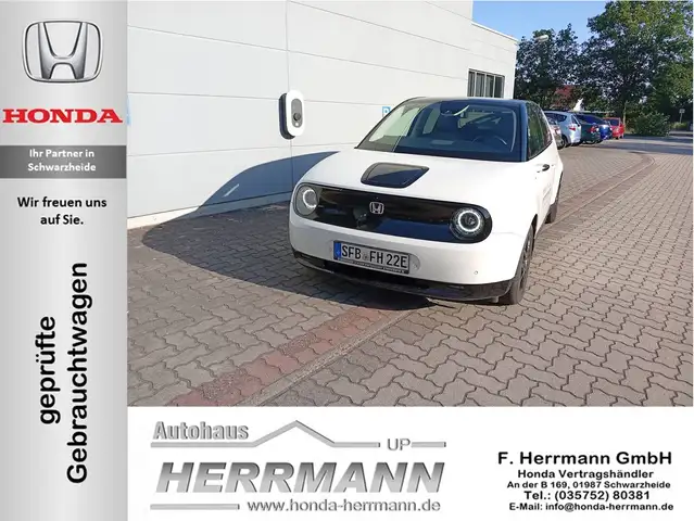 Honda e Honda e Advance-Paket, Allwettereifen