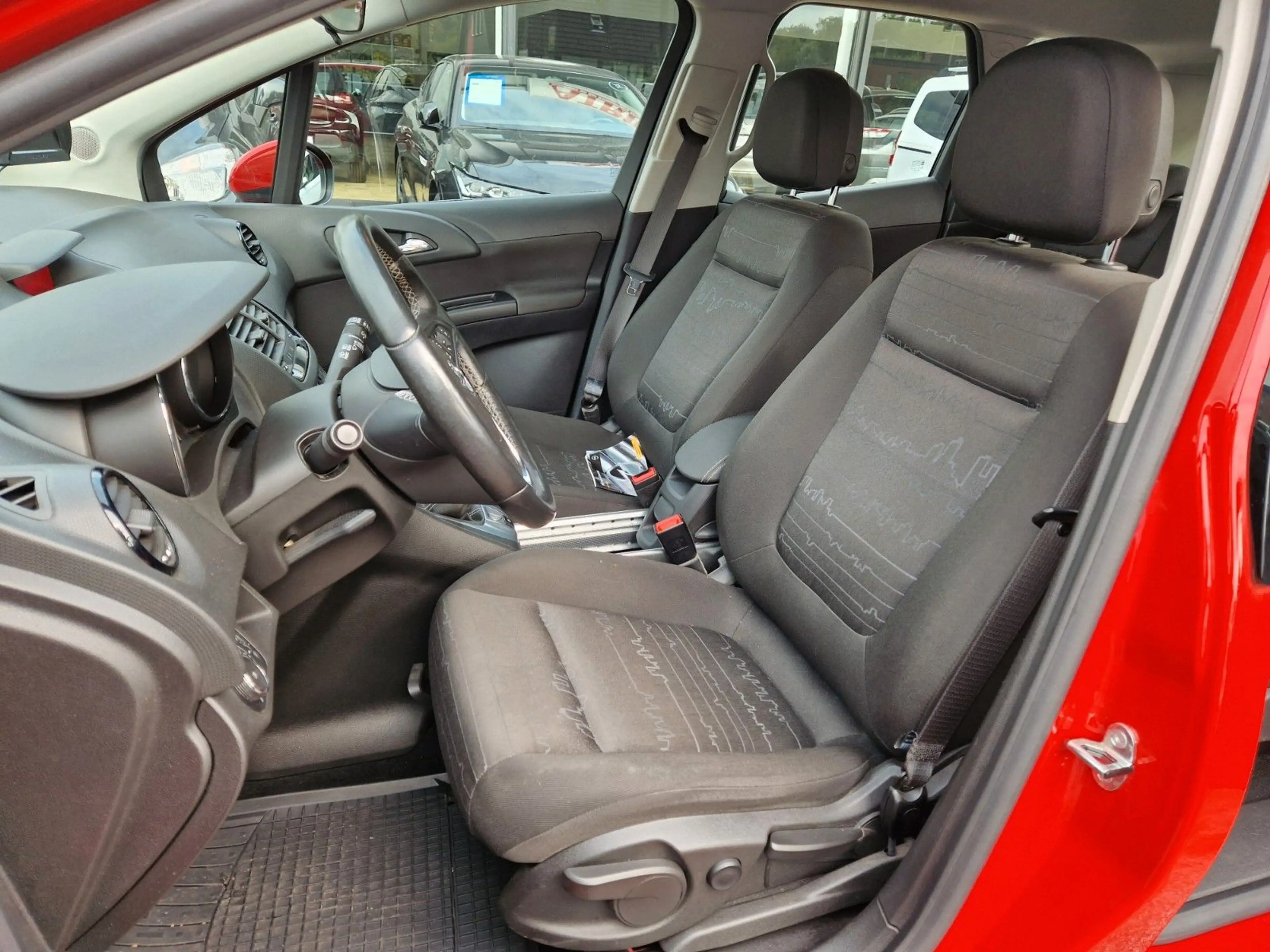 Opel Meriva B Edition — photo 8
