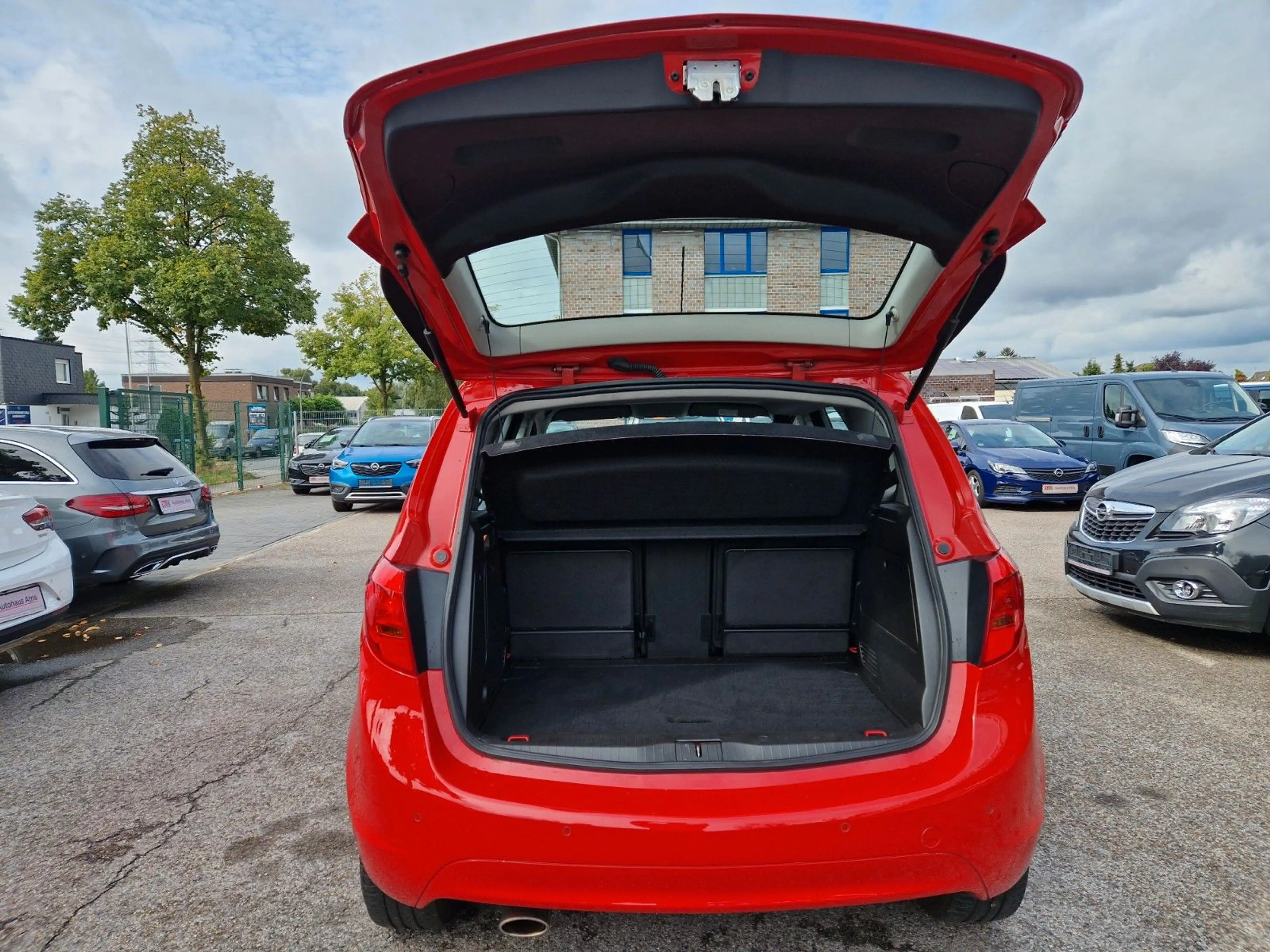Opel Meriva B Edition — photo 6