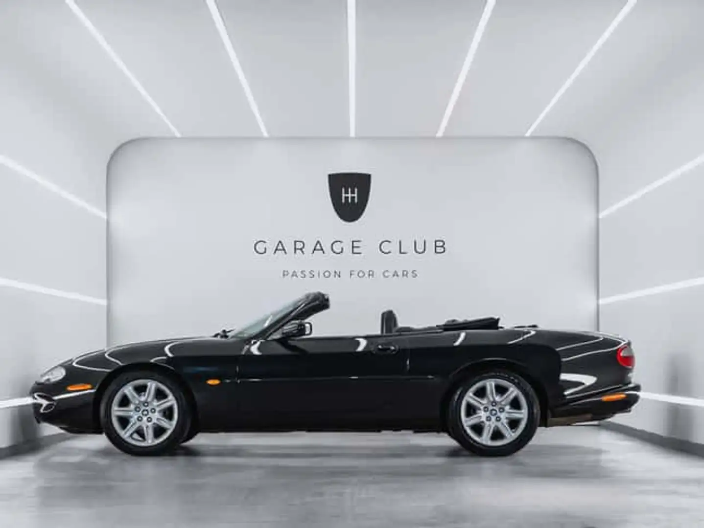 Jaguar XK XK8 Convertible 4.0 Aut. - 2