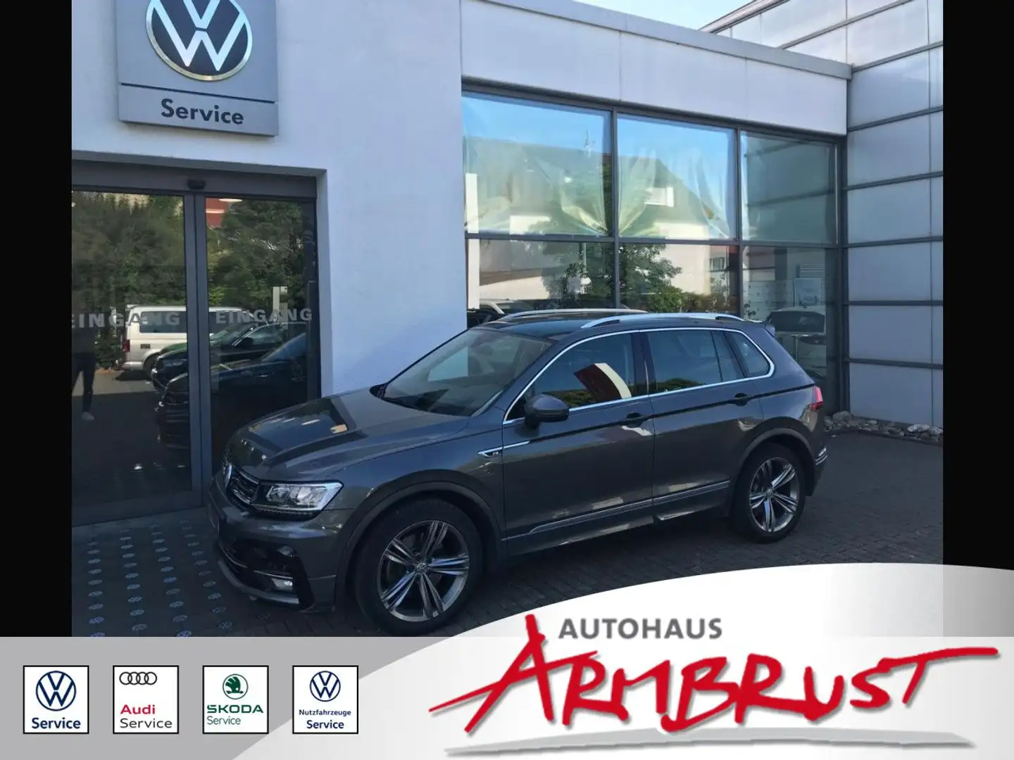 Volkswagen Tiguan Highline 132KW 4 Motion DSG Navi LED Klima Grau - 1