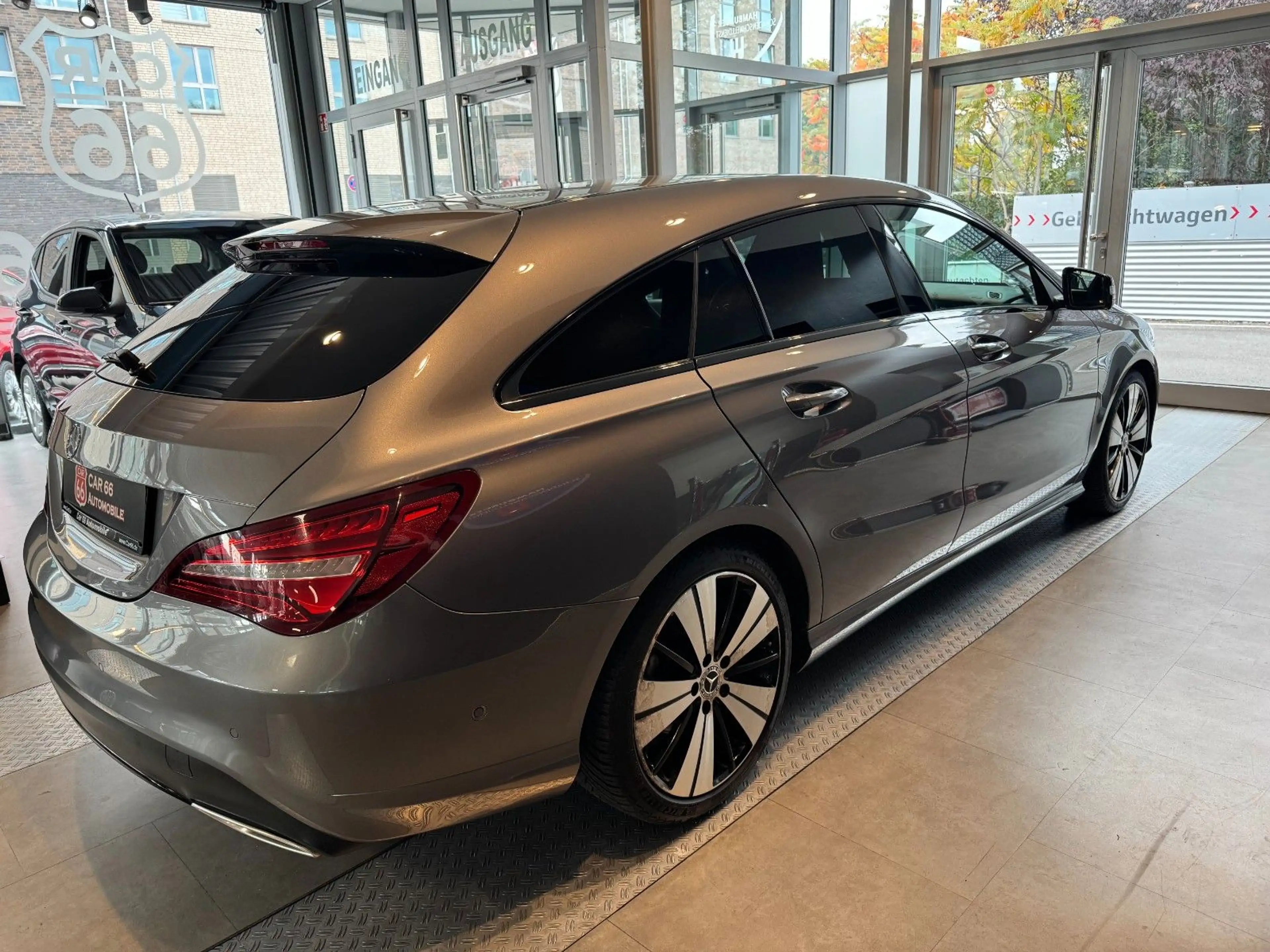 Mercedes-Benz Others CLA Shooting Brake CLA 180 — photo 6