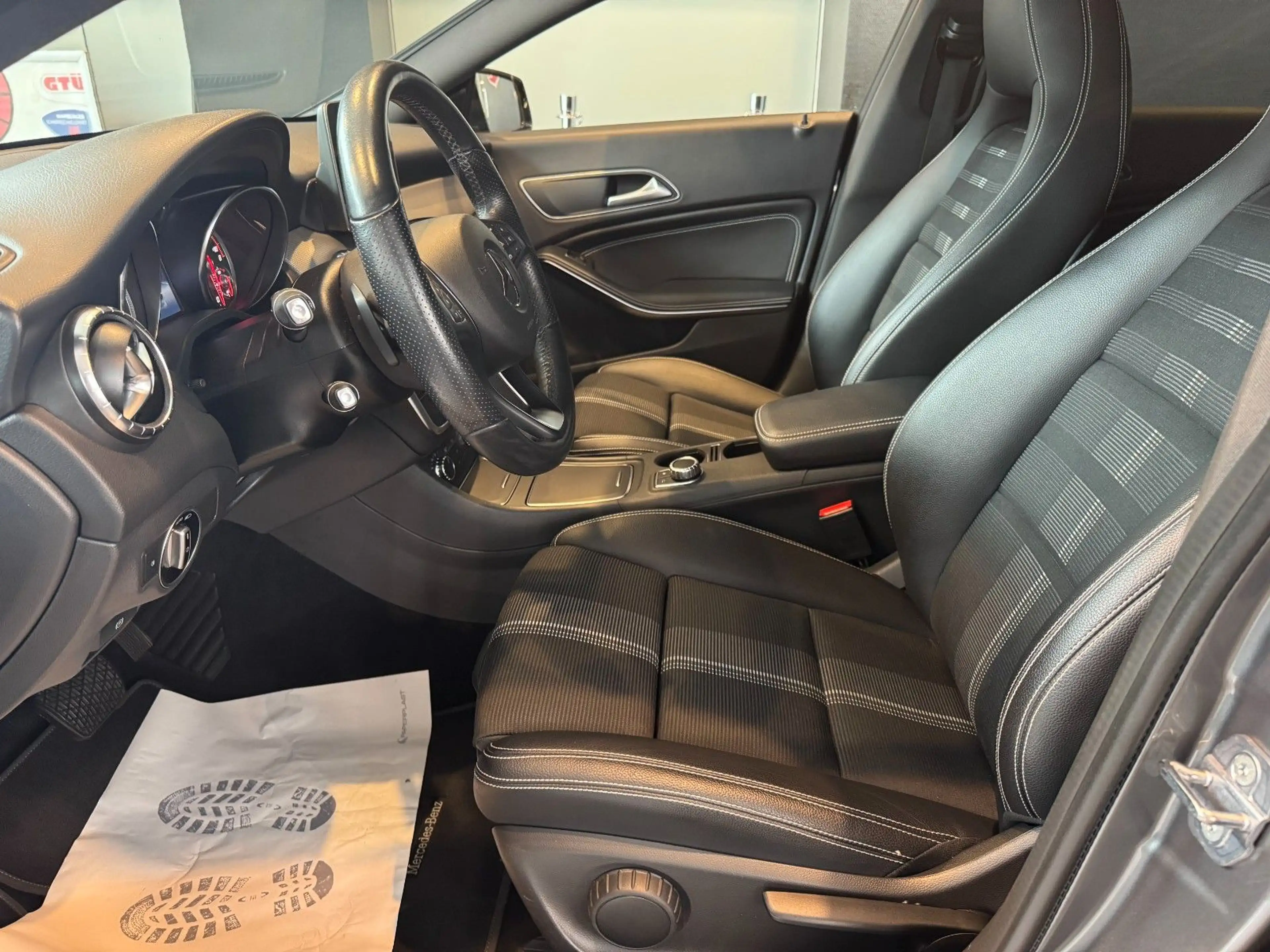 Mercedes-Benz Others CLA Shooting Brake CLA 180 — photo 11