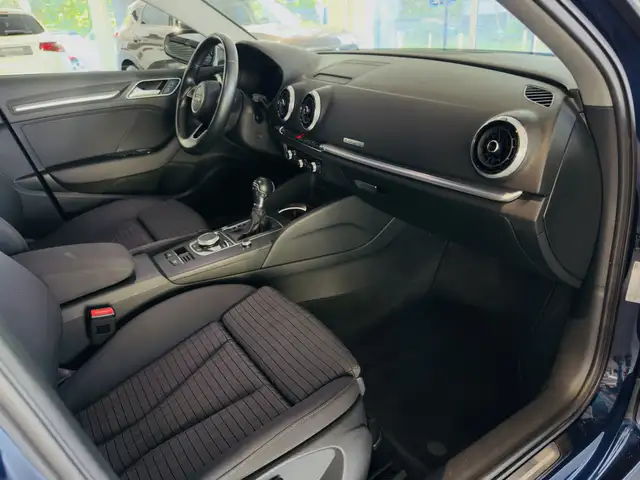 Audi A3 view 14