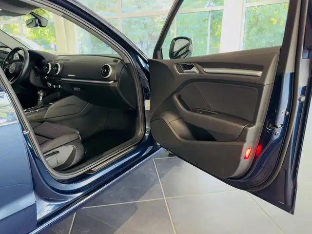 Audi A3 view 13