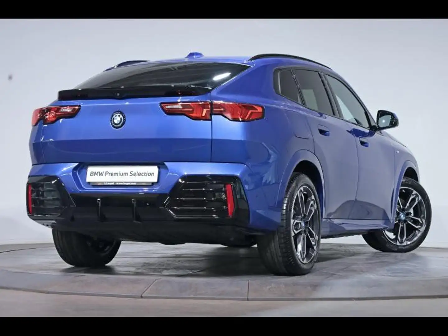 BMW iX2 eDrive20 Kit M Sport Albastru - 2