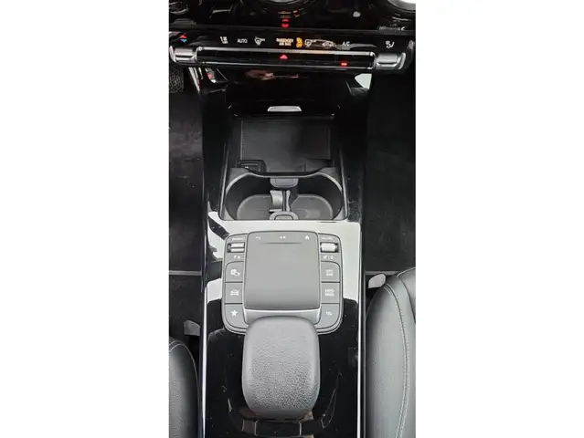 Mercedes-Benz Unknown Model view 10