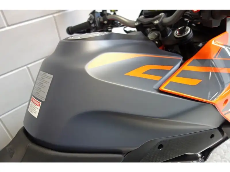 KTM 1290 Super Duke GT - foto 5