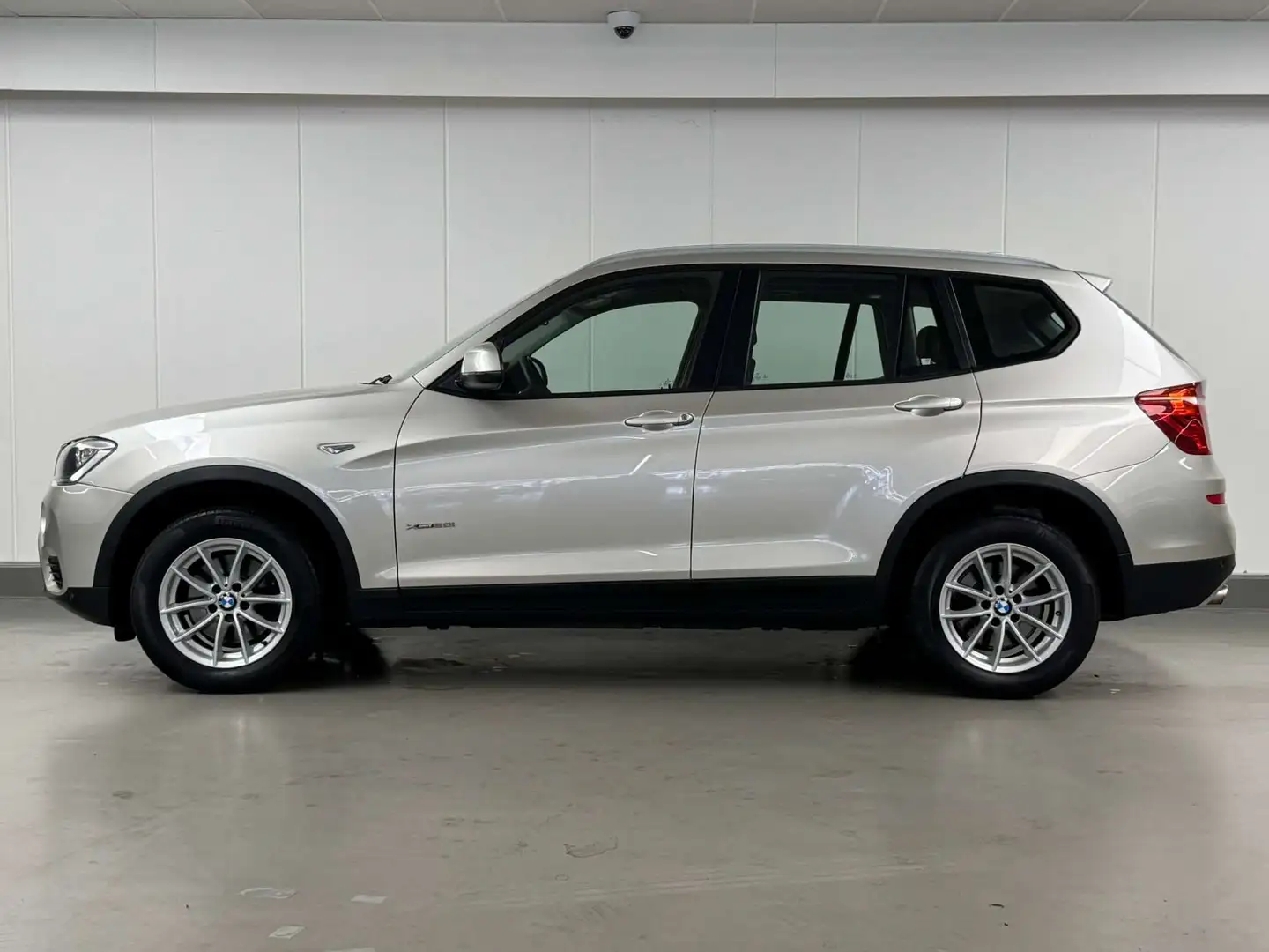 BMW X3 2.0 184 CV X-DRIVE  1ere MAIN  GPS CLIM REG Beige - 2