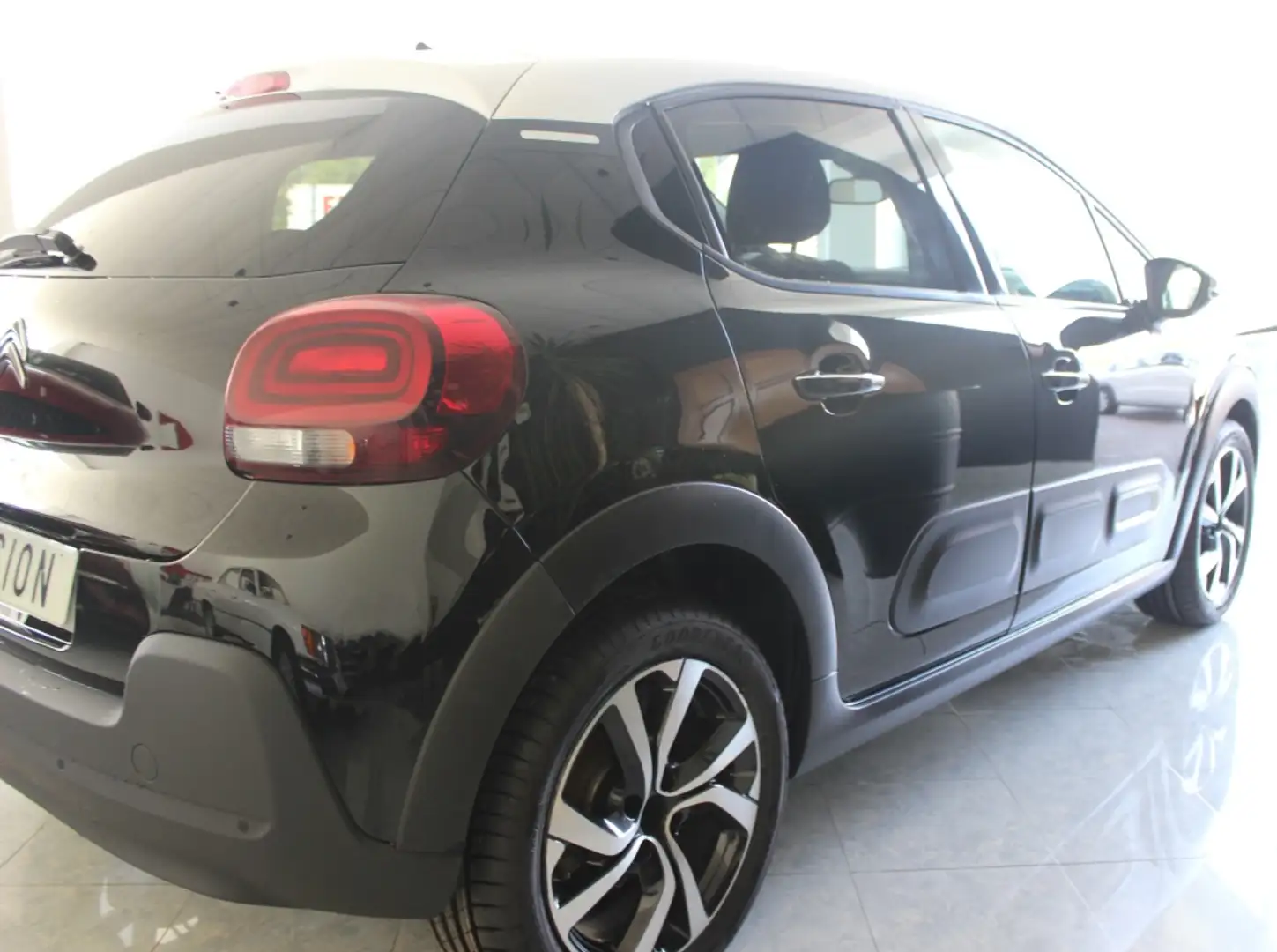 Citroen C3 1.5BlueHDi S&S Shine 100 - 2