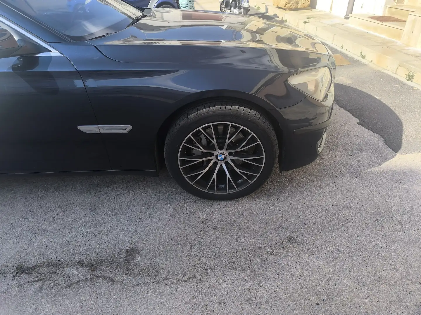 BMW 730 730Ld Futura 258cv auto - 1