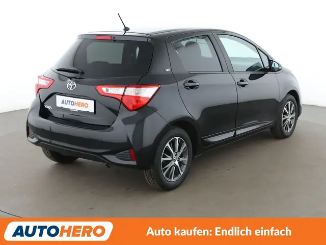 Toyota Yaris view 6