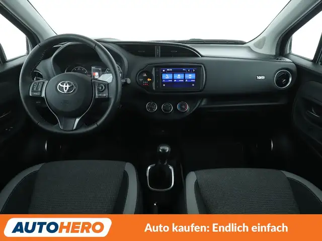 Toyota Yaris view 12