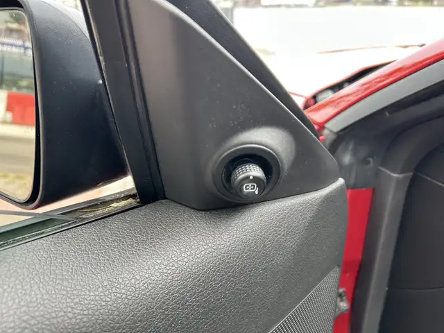 Ford Mustang view 13