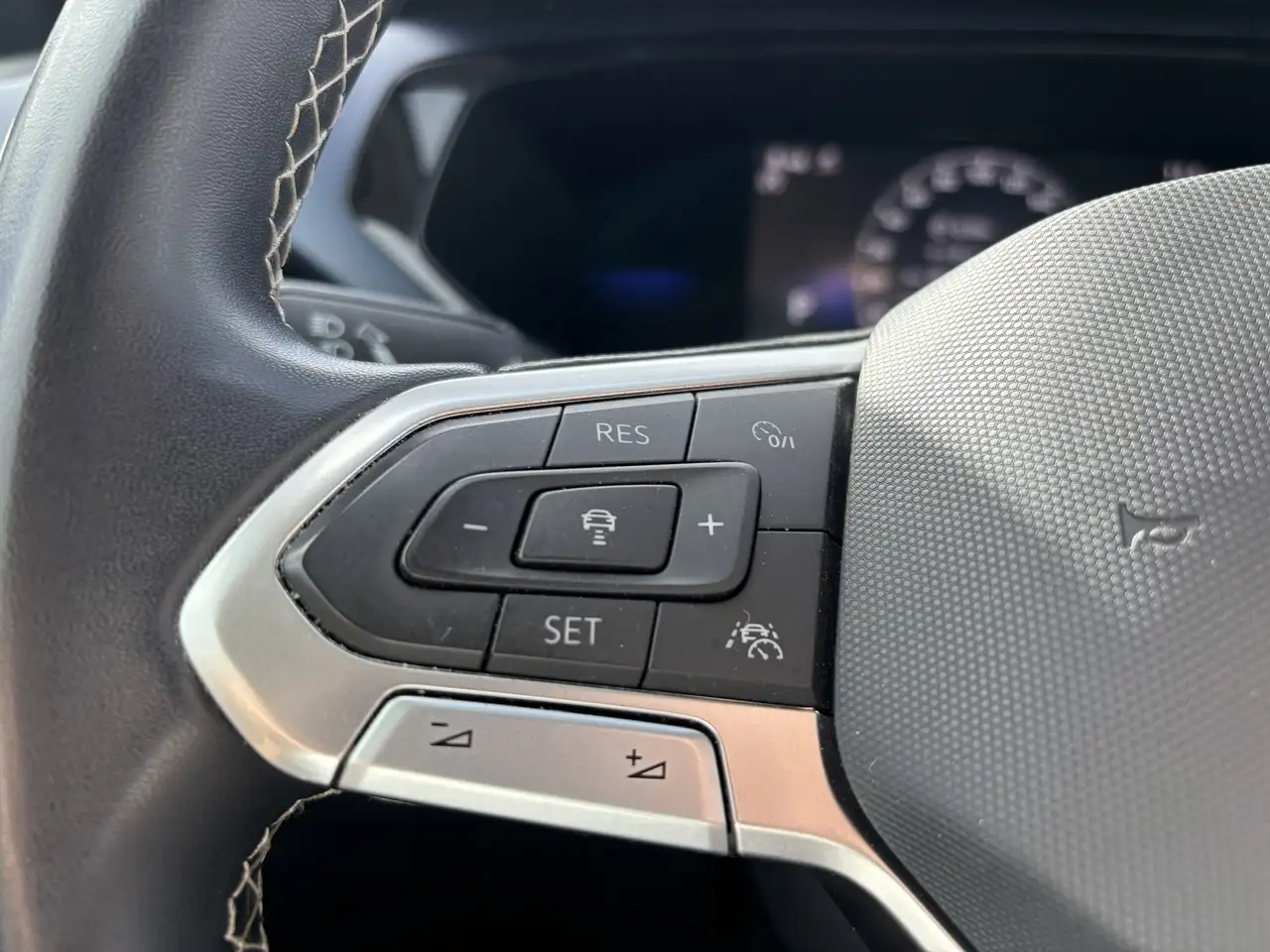 Volkswagen Taos снимка Volkswagen Taos