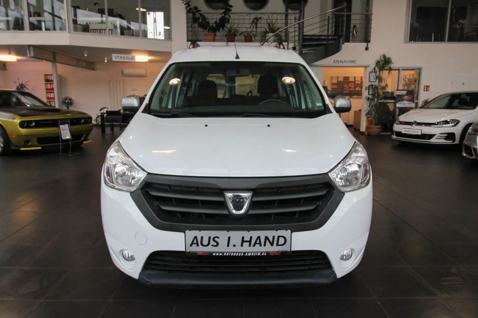Dacia Dokker TCe 115 Celebration/1.Hand/Tempomat/Klima Weiß - 2