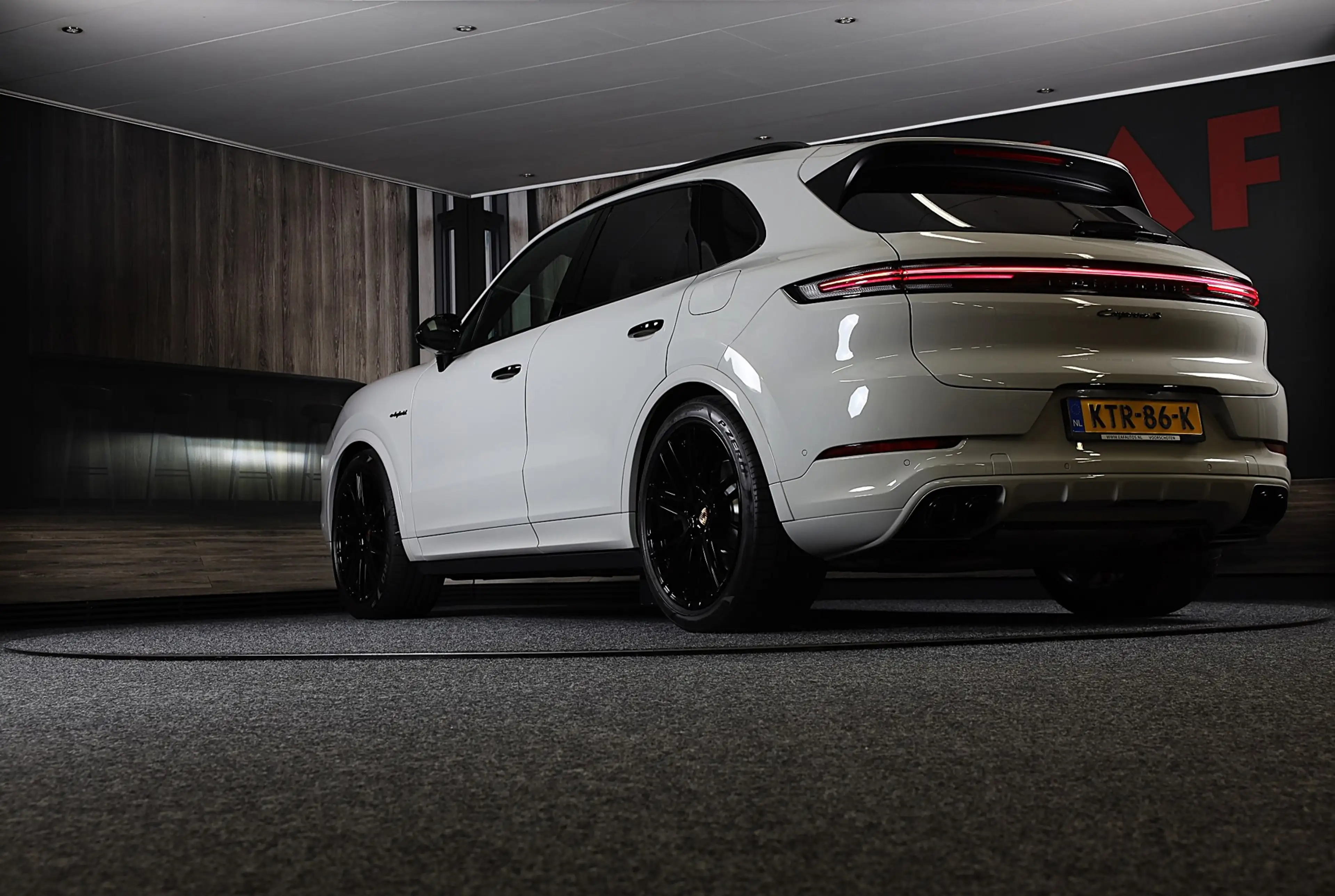 Porsche Cayenne 3.0 S E-Hybrid / 520 Pk / Head Up / 360 Camera / A — photo 3