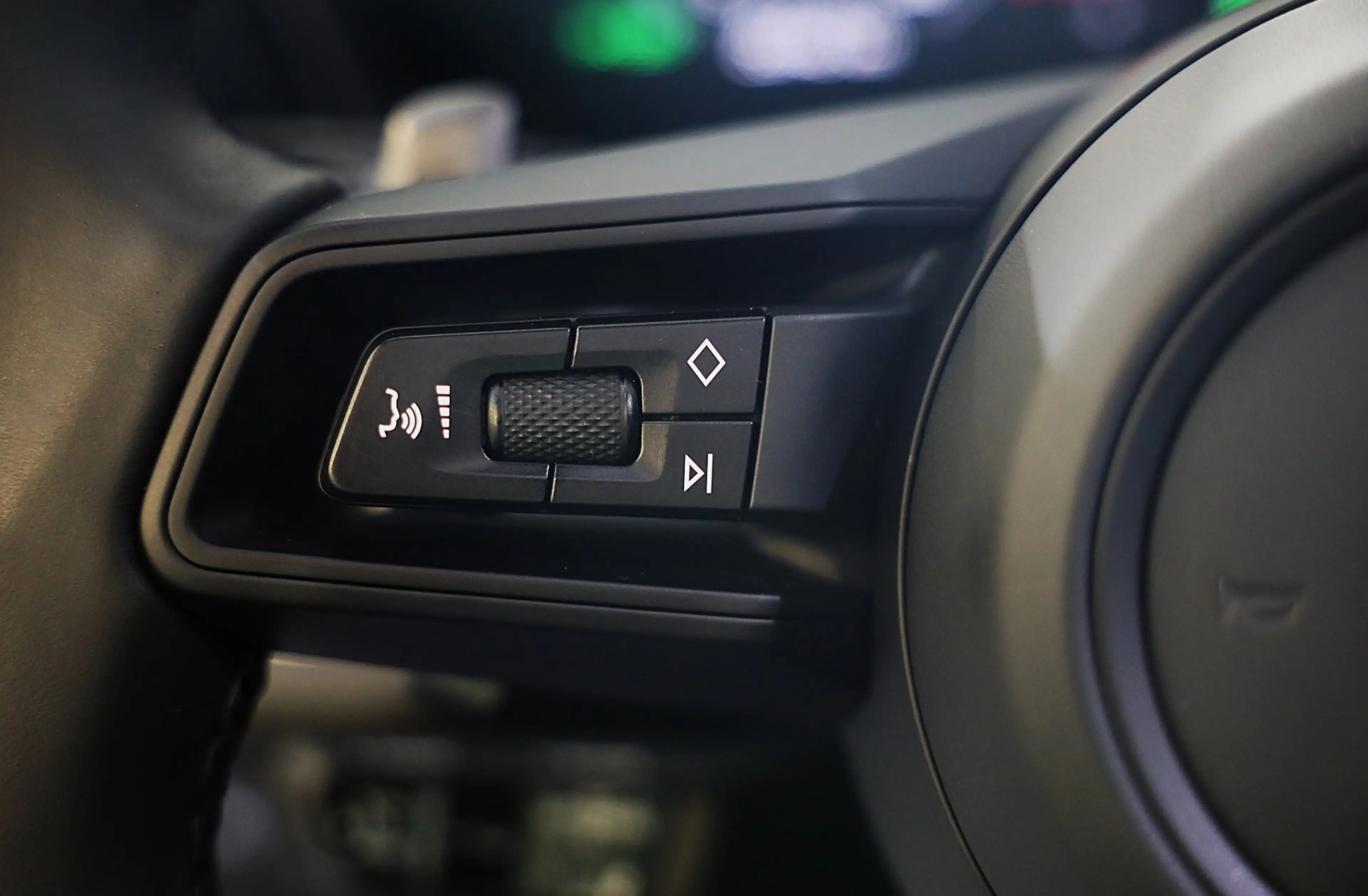 Porsche Cayenne 3.0 S E-Hybrid / 520 Pk / Head Up / 360 Camera / A — photo 12